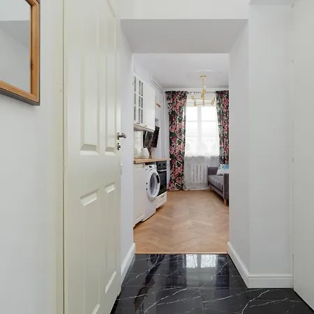 Przy Placu Zamkowym By Renters * Varsovie