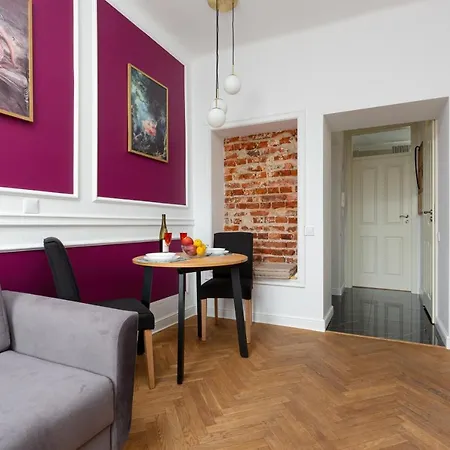 Przy Placu Zamkowym By Renters شقة وارسو